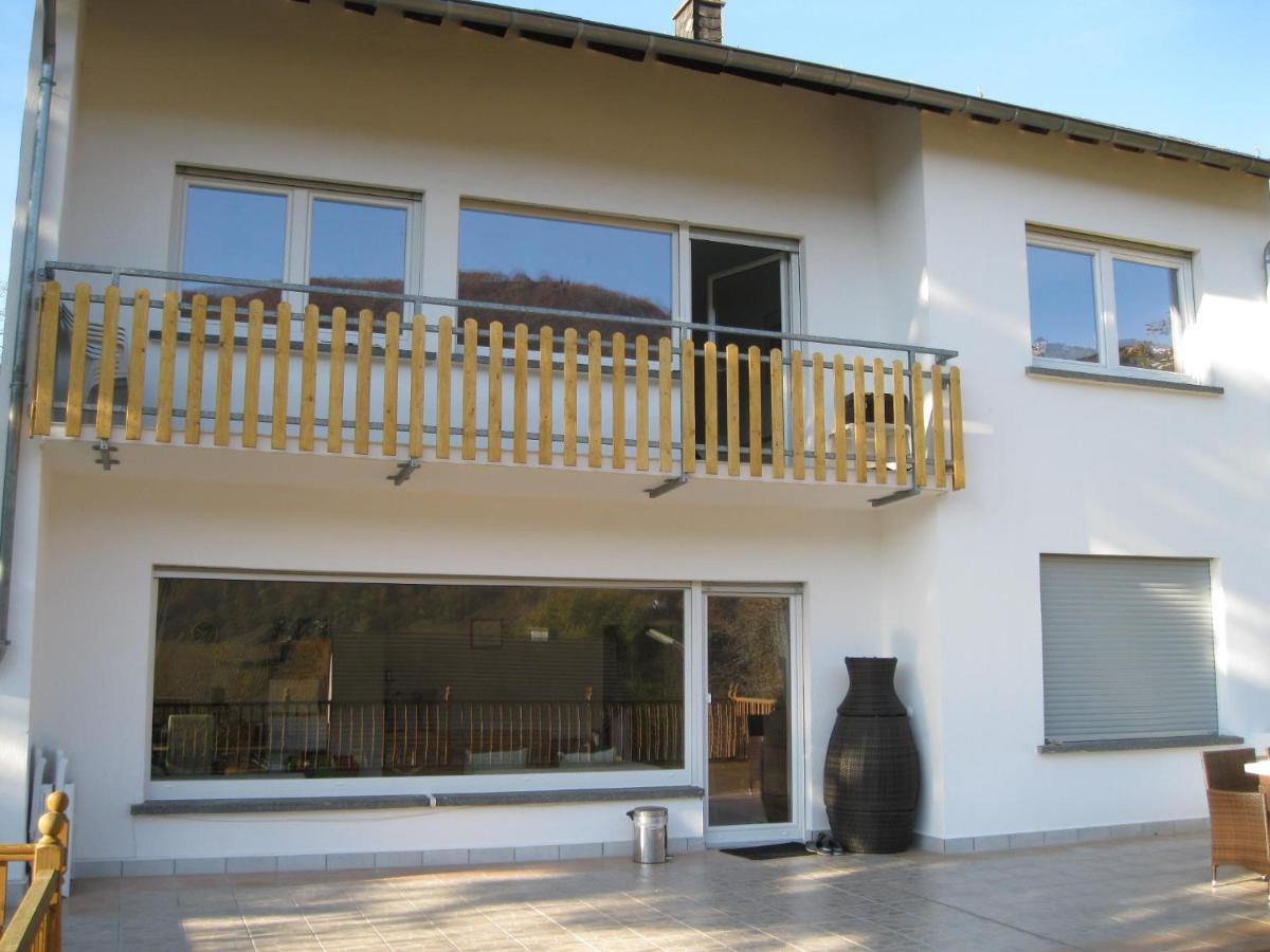 Julia'S Mosel Villa Appartement Julia 特拉本特拉巴赫 外观 照片